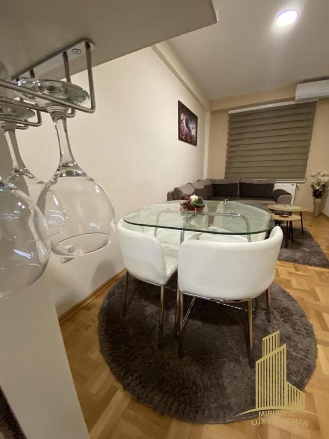 Mirkovic Lux Apartman Nis Luaran gambar