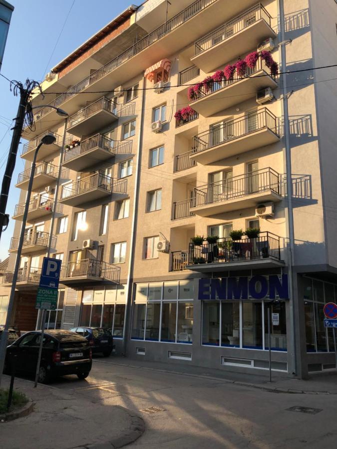 Mirkovic Lux Apartman Nis Luaran gambar